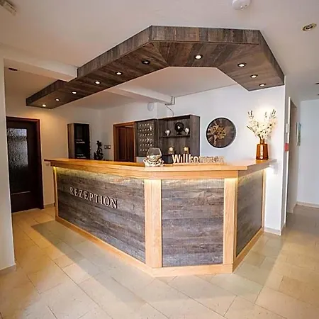 Hotel National 3*